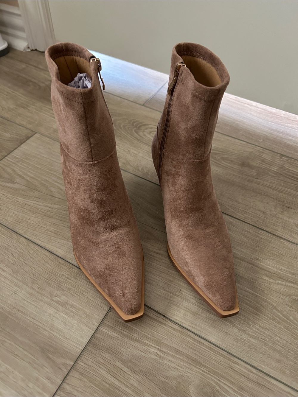 Womens kitten heel ankle boots